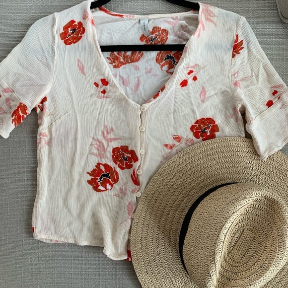 Gentle Fawn floral top - size small - Picture 2 of 6